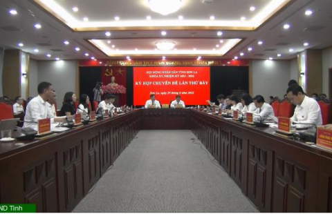 Hội đồng nhân dân tỉnh Sơn La tổ chức hội nghị trực tuyến chuyên đề lần VII